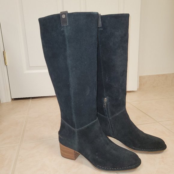 Black Suede UGG elegant boots, NWT, size 9 - Picture 1 of 14